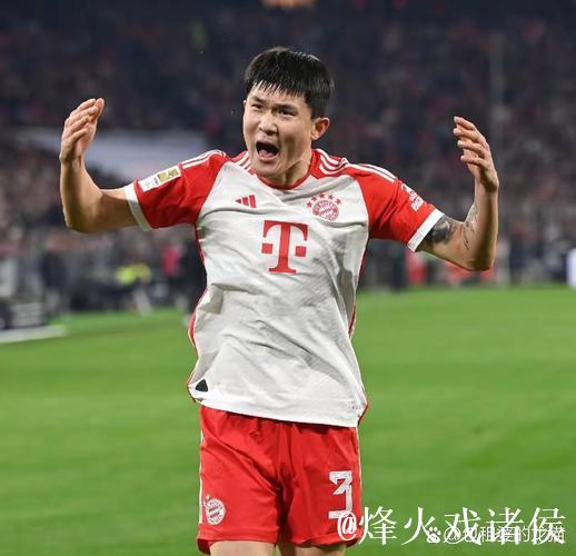 那不勒斯正式宣布签下金玟哉，激活2000万欧元买断条款