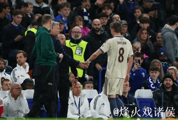 欧冠-埃斯特旺点球破门凯塞多进球 切尔西5-1大胜阿贾克斯 欧冠-埃斯特旺点球破门凯塞多进球 切尔西5-1大胜阿贾克斯